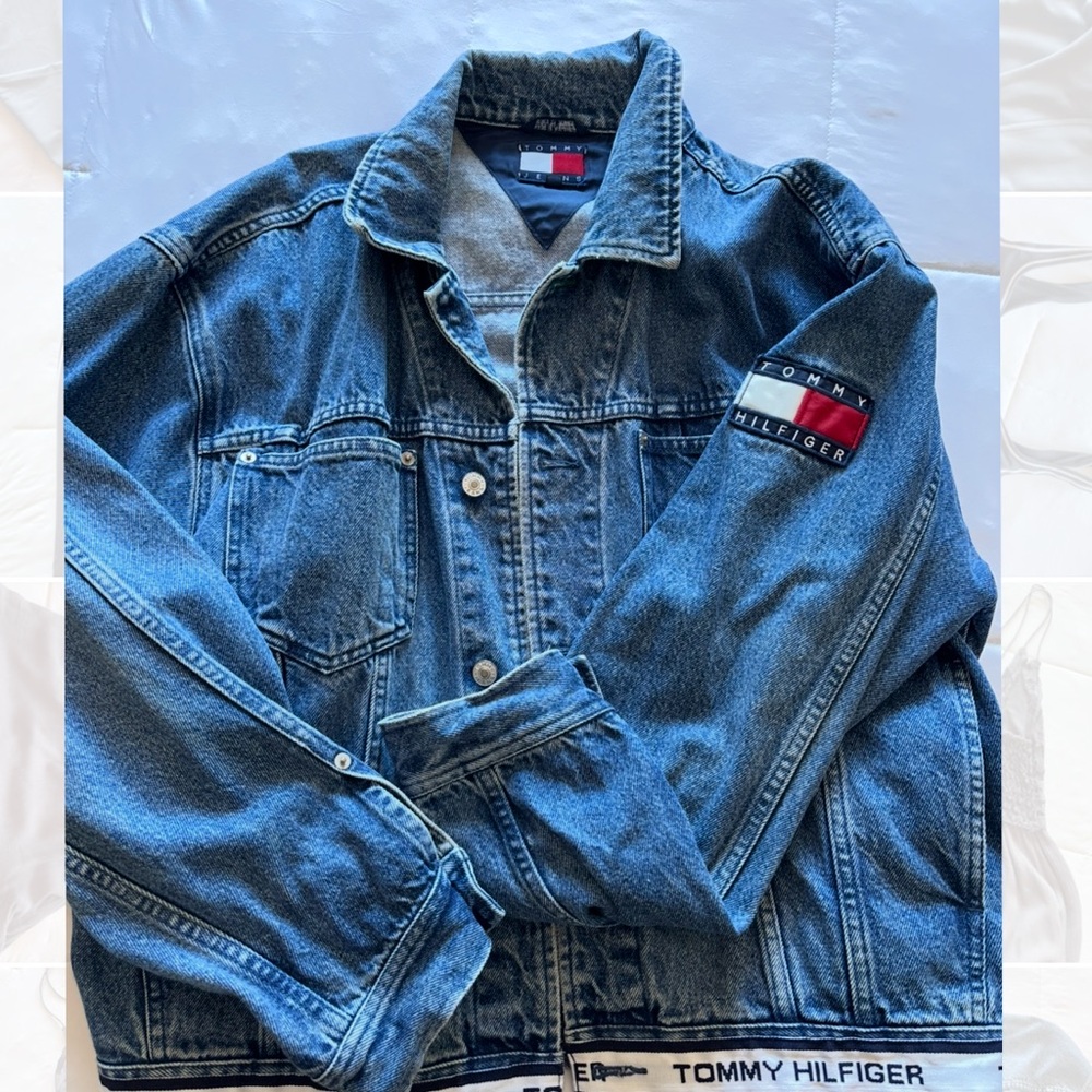 VINTAGE Tommy Hilfiger Blue Denim Jacket